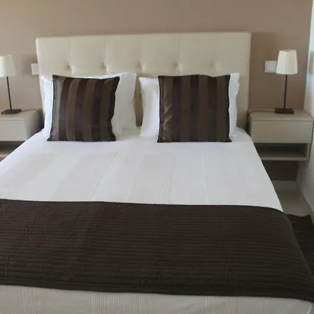 Vivenda Solmar Lagos